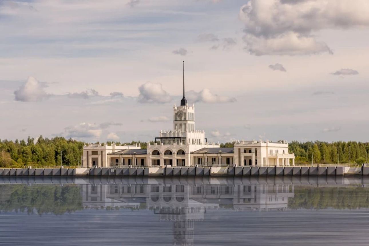 Галерея